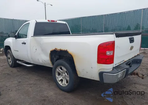 2010 Chevrolet Silverado 1500 Work Truck z USA, uszkodzony, nr VIN 1GCPCPEX8AZ170835